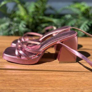 NEW Metalic Pink Heeled sandal